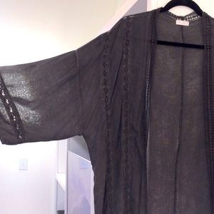 Gray “kimono” style top with crochet details